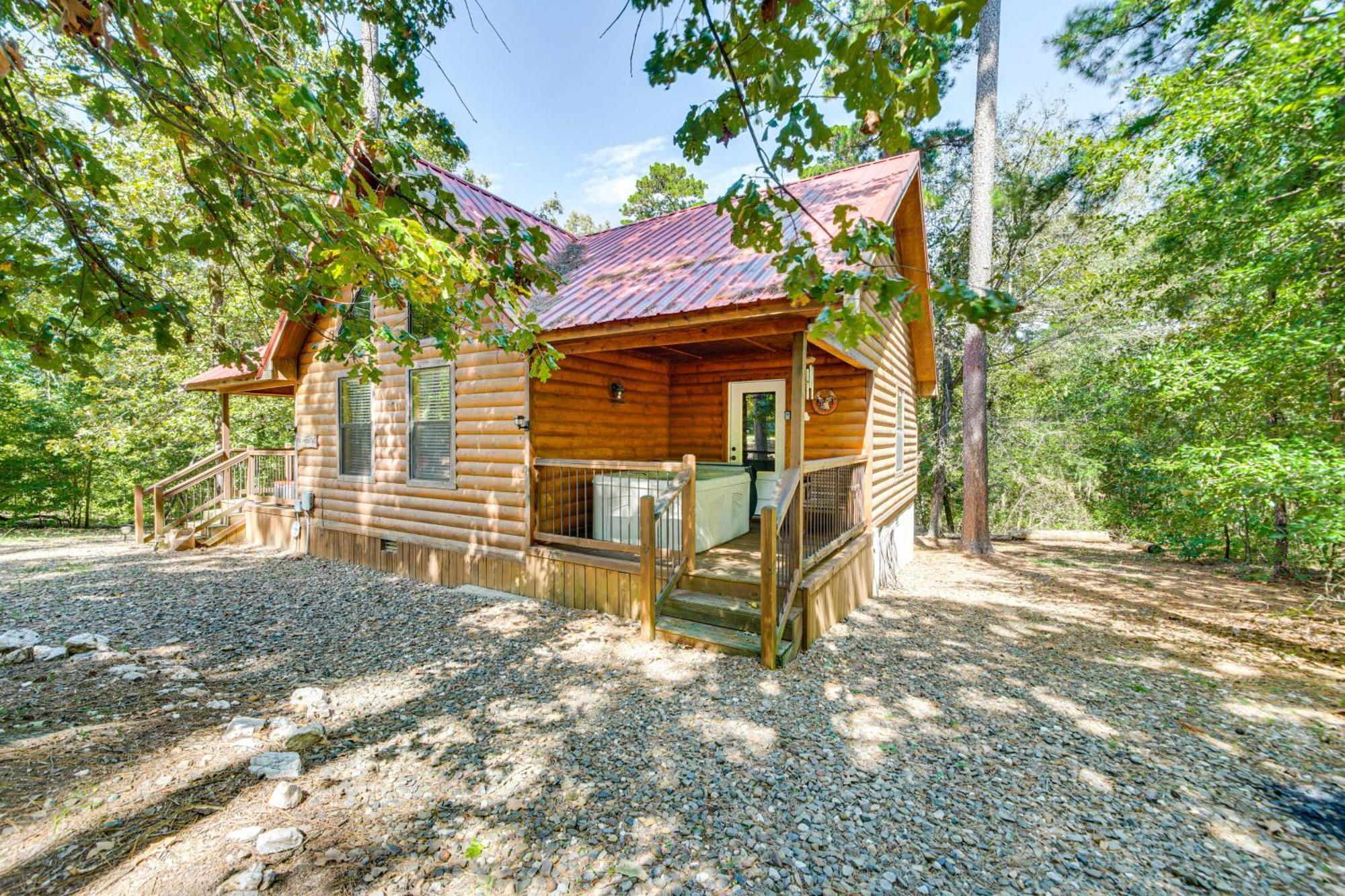 Broken Bow Rental Cabin With Hot Tub And Bar Exterior photo