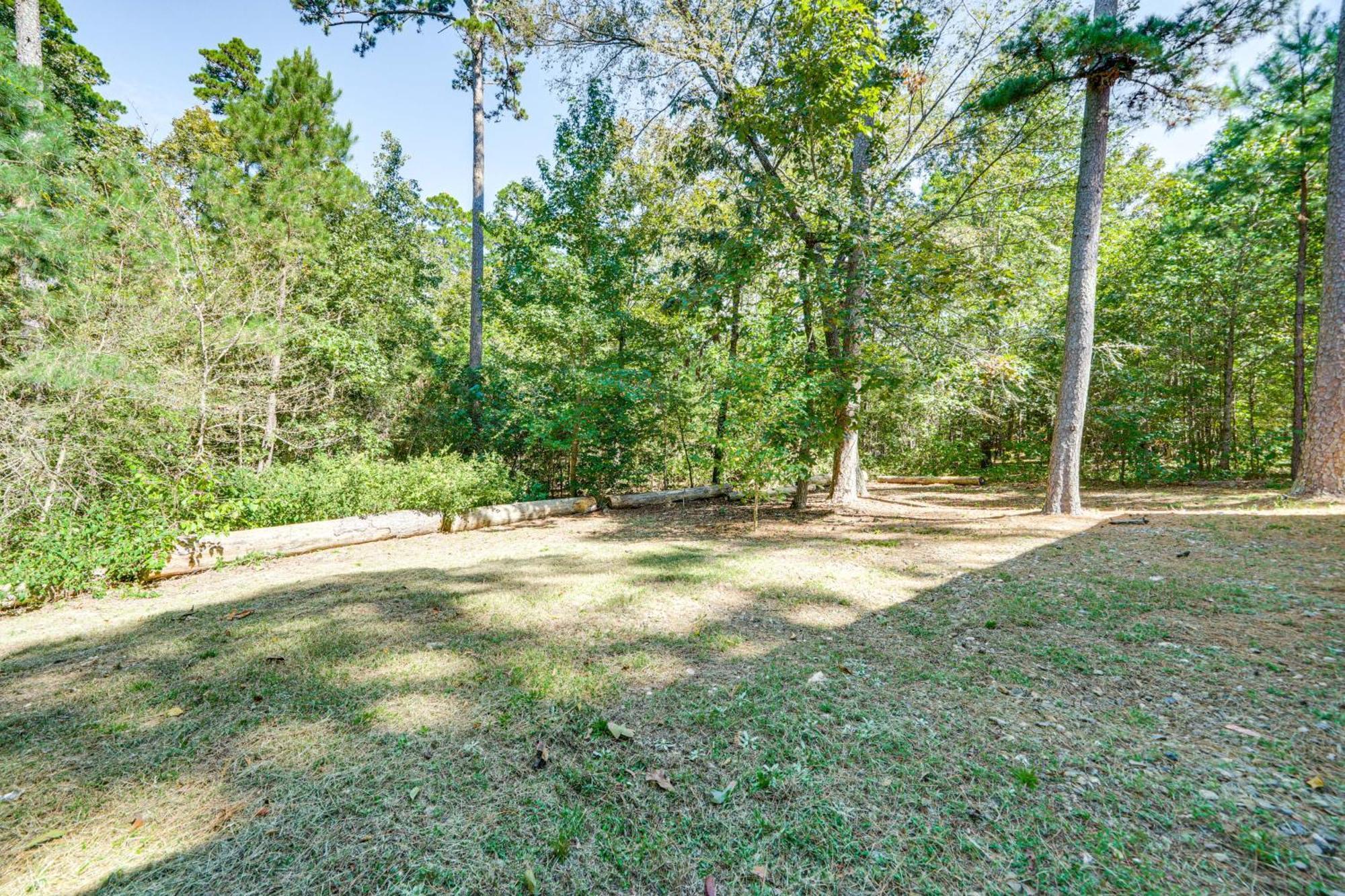 Broken Bow Rental Cabin With Hot Tub And Bar Exterior photo